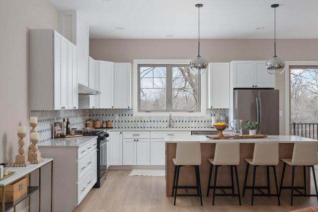 59 Sanctuary Drive, Valparaiso, IN 46385