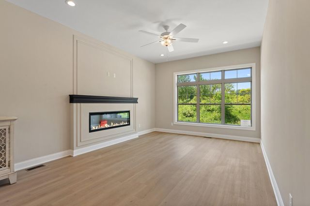 59 Sanctuary Drive, Valparaiso, IN 46385