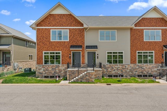 59 Sanctuary Drive, Valparaiso, IN 46385