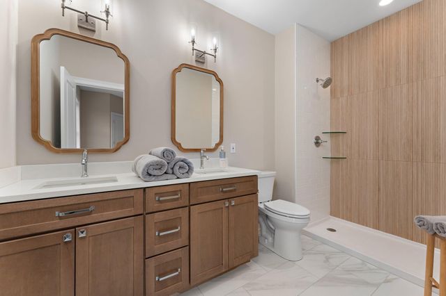 59 Sanctuary Drive, Valparaiso, IN 46385