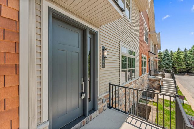 59 Sanctuary Drive, Valparaiso, IN 46385