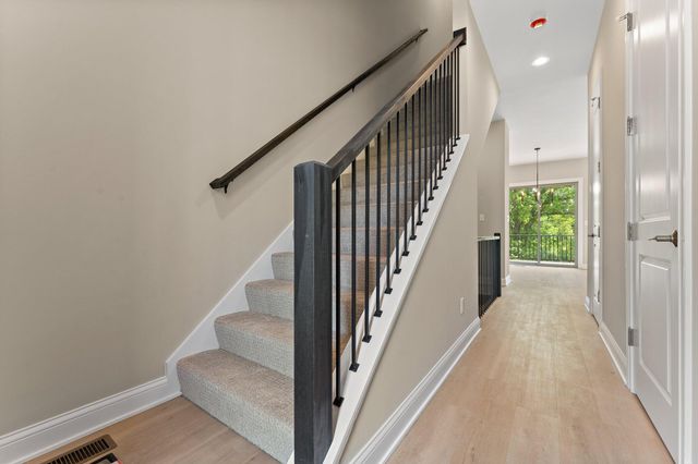 59 Sanctuary Drive, Valparaiso, IN 46385