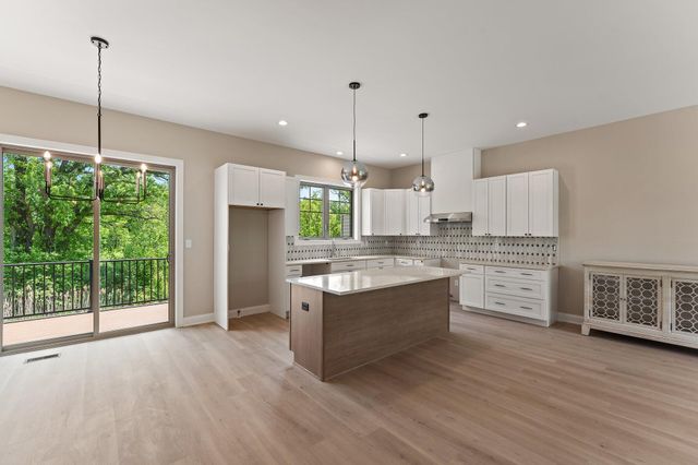 59 Sanctuary Drive, Valparaiso, IN 46385