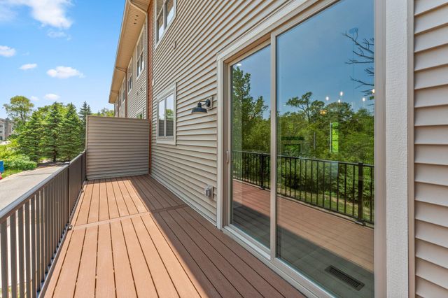 59 Sanctuary Drive, Valparaiso, IN 46385