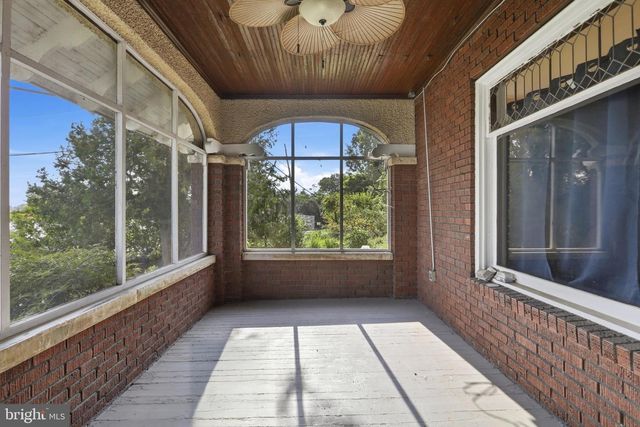 17613 OAK RIDGE DR, Hagerstown, MD 21740