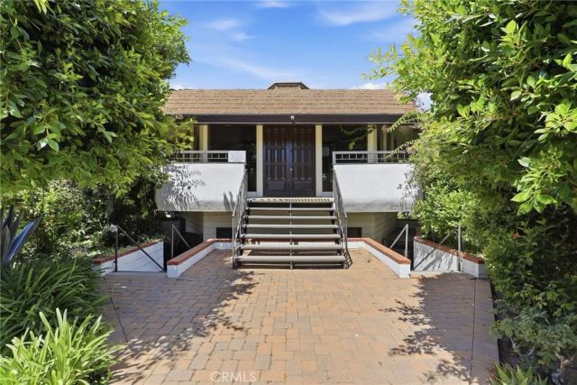 5218 Lindley Avenue 3, Encino, CA 91316