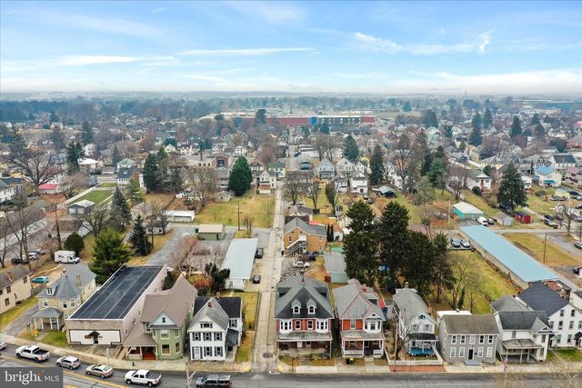 542 E QUEEN STREET, Chambersburg, PA 17201