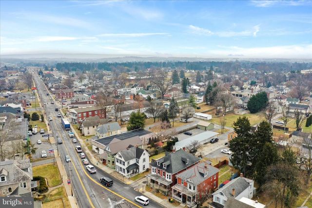 542 E QUEEN STREET, Chambersburg, PA 17201