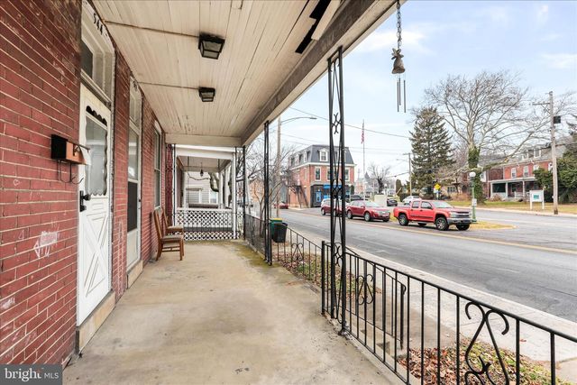 542 E QUEEN STREET, Chambersburg, PA 17201