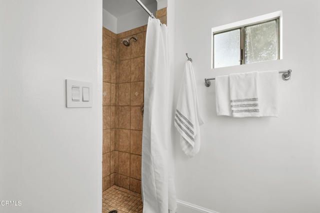 10851 Scoville Avenue, Los Angeles, CA 91040