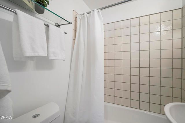 10851 Scoville Avenue, Los Angeles, CA 91040