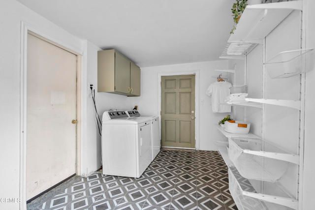 10851 Scoville Avenue, Los Angeles, CA 91040