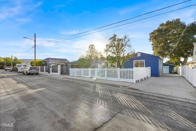 10851 Scoville Avenue, Los Angeles, CA 91040