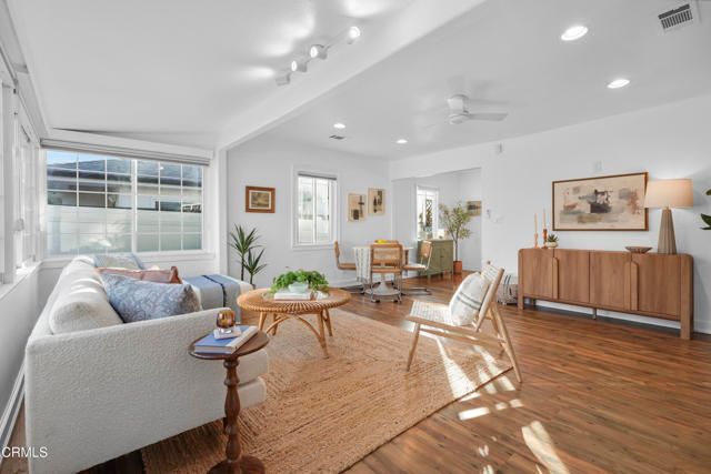 10851 Scoville Avenue, Los Angeles, CA 91040