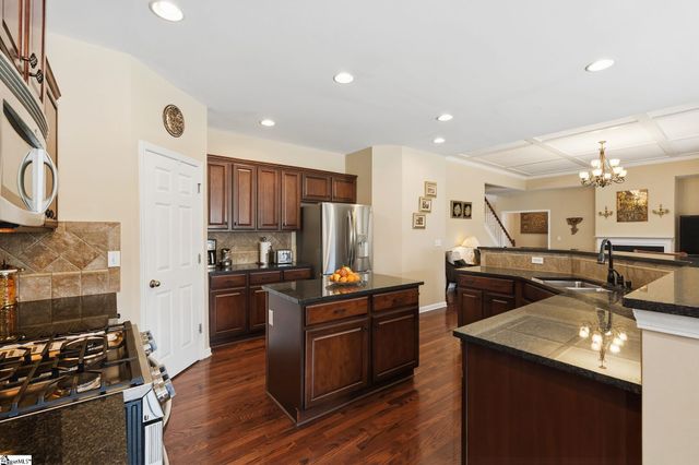 11 Roanoke Hills Court, Simpsonville, SC 29681