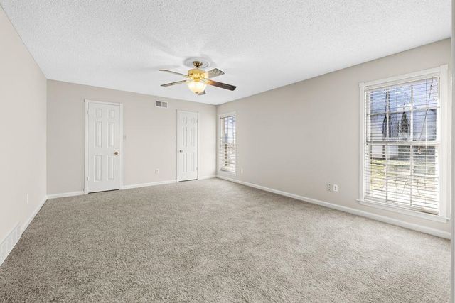 8215 PLANTERS DR, Memphis, TN 38018