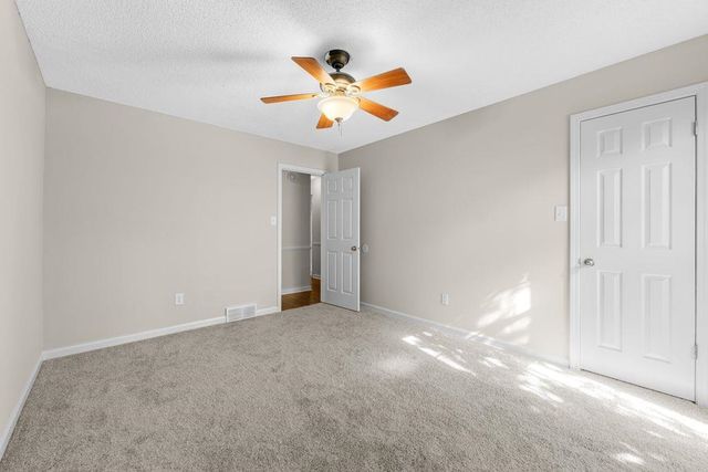 8215 PLANTERS DR, Memphis, TN 38018