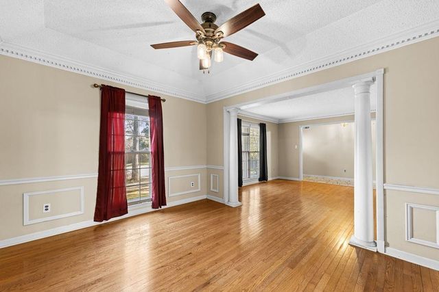 8215 PLANTERS DR, Memphis, TN 38018