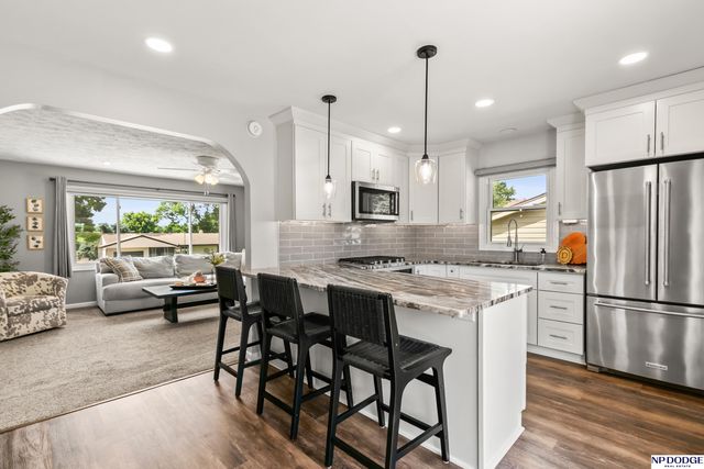 7908 Pasadena Avenue, Omaha, NE 68124