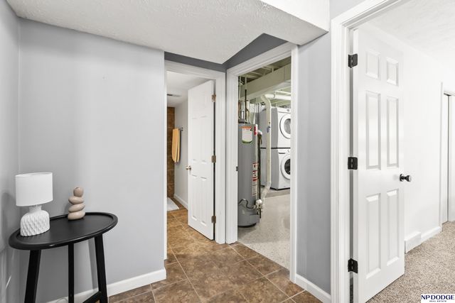 7908 Pasadena Avenue, Omaha, NE 68124