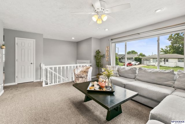7908 Pasadena Avenue, Omaha, NE 68124