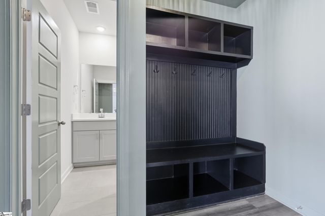 813 Elgon Walk Drive, Fountain Inn, SC 29644