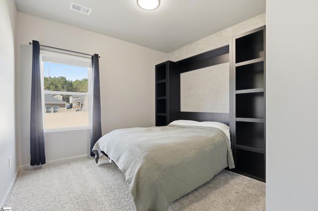 813 Elgon Walk Drive, Fountain Inn, SC 29644