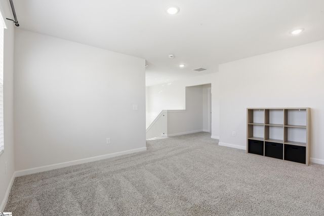 813 Elgon Walk Drive, Fountain Inn, SC 29644