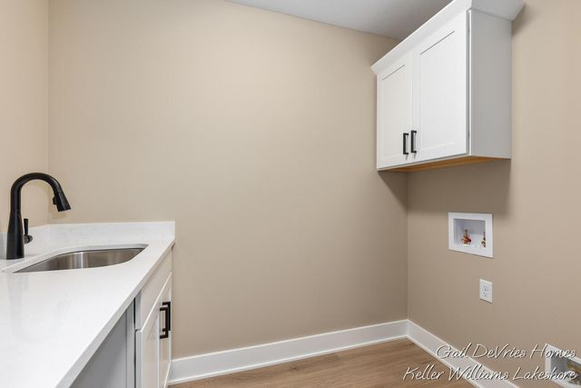 4498 Meadow Pond Way 66, Hamilton, MI 49419