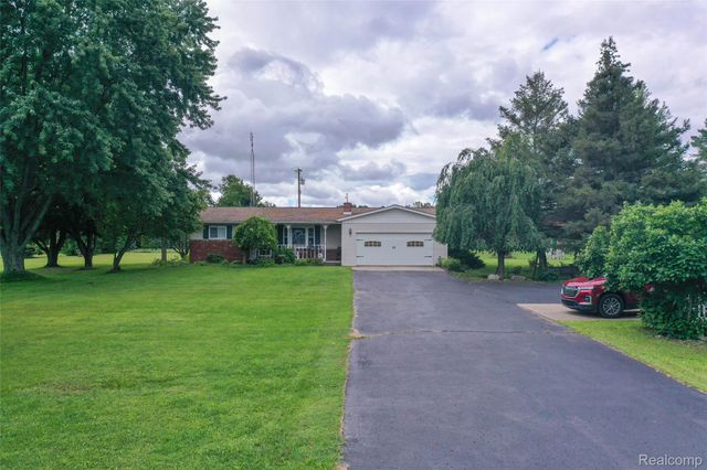5067 Hemingway Lake Road, Marathon Township, MI 48464