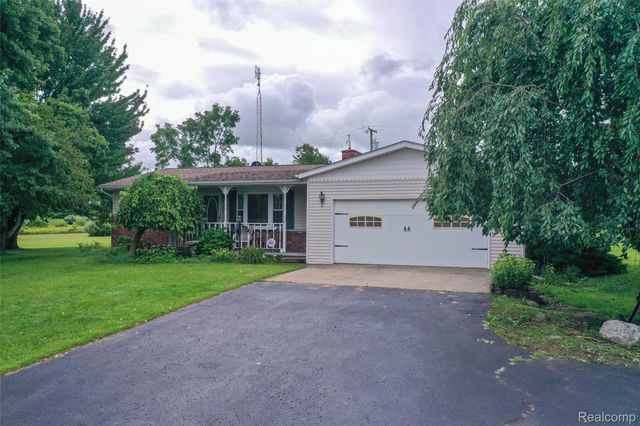 5067 Hemingway Lake Road, Marathon Township, MI 48464