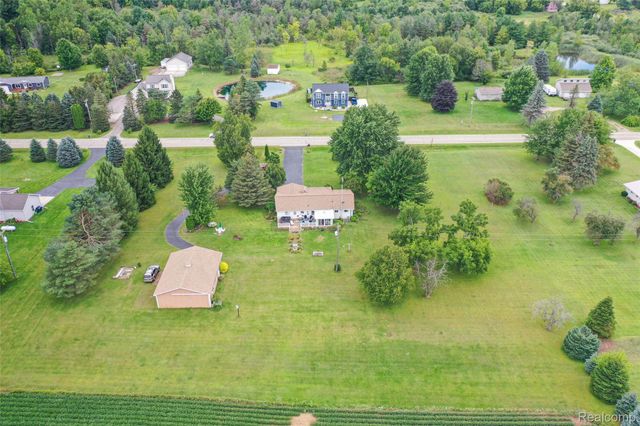 5067 Hemingway Lake Road, Marathon Township, MI 48464