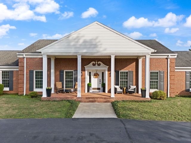 726 N Main Street, Monticello, KY 42633