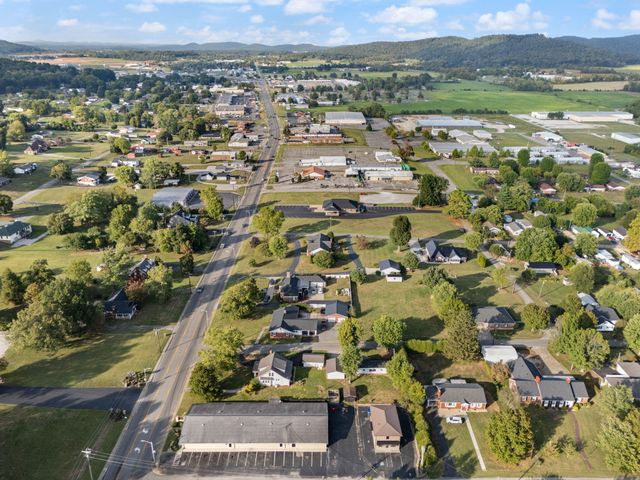 726 N Main Street, Monticello, KY 42633