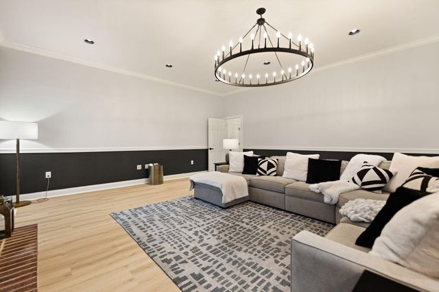 726 N Main Street, Monticello, KY 42633