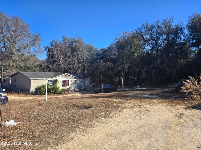 120 CLINE Avenue, Interlachen, FL 32148