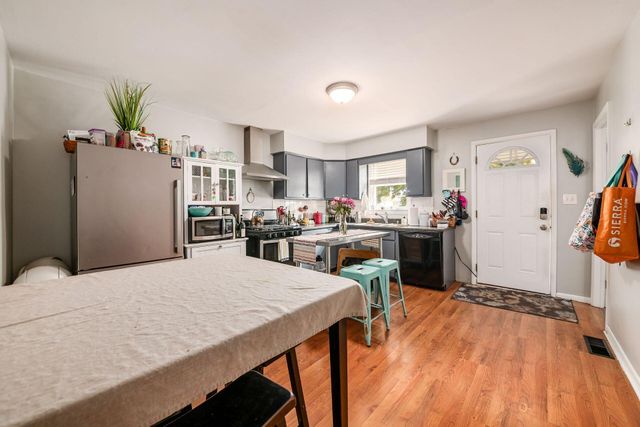 59-59.5 W Fifth Avenue, Columbus, OH 43201