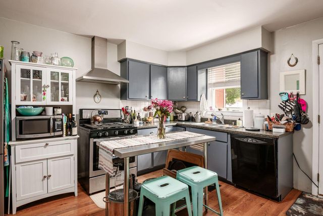 59-59.5 W Fifth Avenue, Columbus, OH 43201