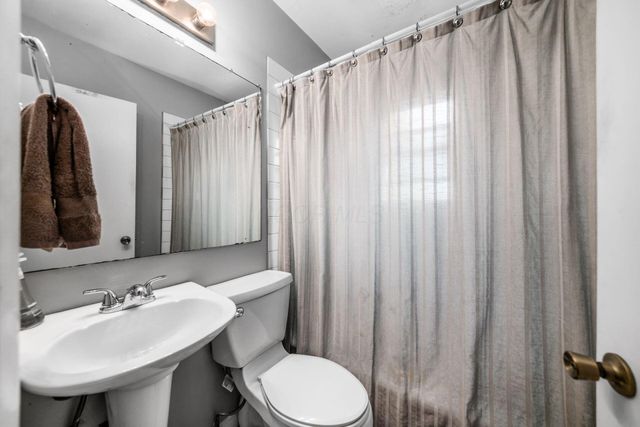 59-59.5 W Fifth Avenue, Columbus, OH 43201