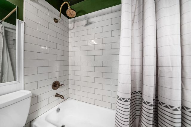 59-59.5 W Fifth Avenue, Columbus, OH 43201