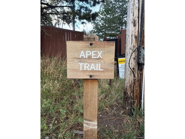 298 Parkview Ave, Golden, CO 80401