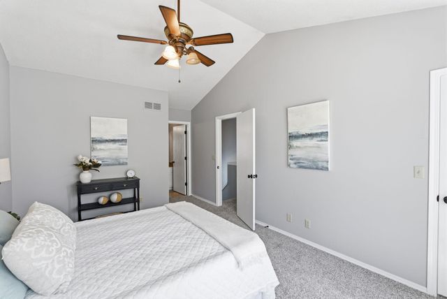 530 E Conestoga Rd, Maize, KS 67101