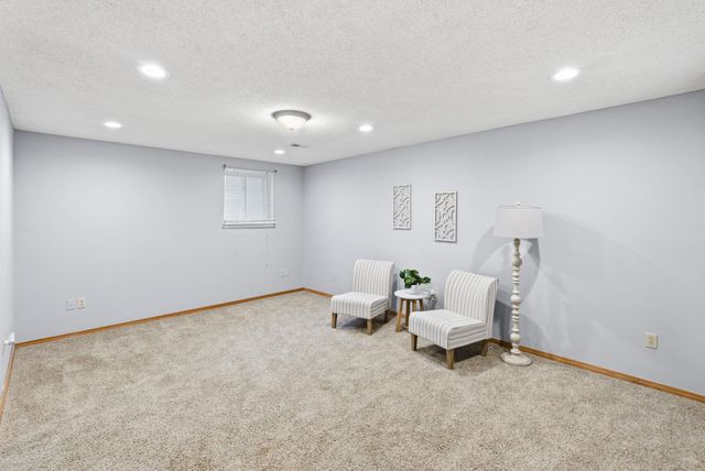 530 E Conestoga Rd, Maize, KS 67101