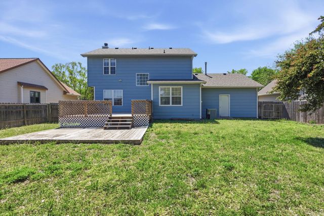 530 E Conestoga Rd, Maize, KS 67101