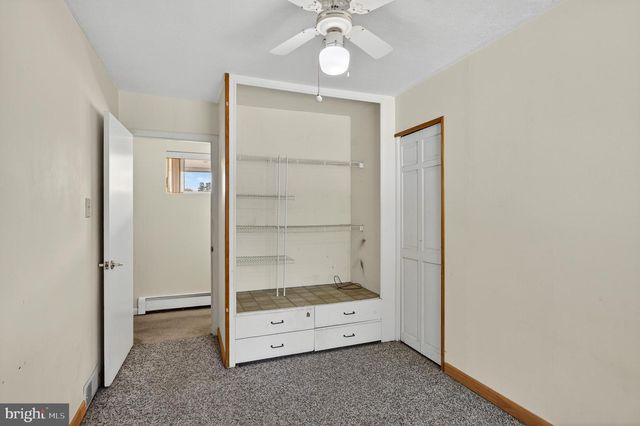 2615 DOGWOOD LN, Norristown, PA 19401
