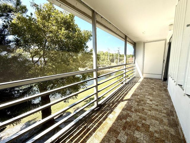 93 Sheffield D 93, West Palm Beach, FL 33417