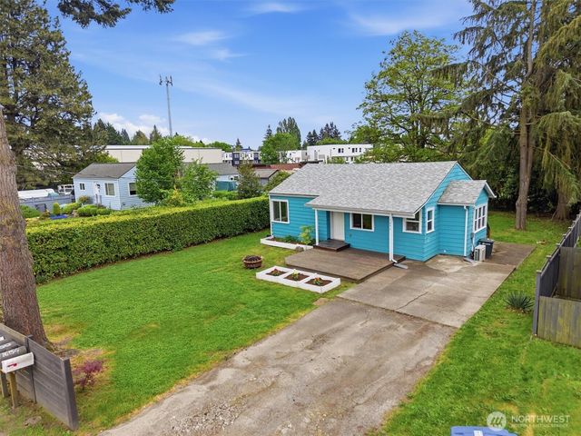 1651 SW 114th Street, Seattle, WA 98146