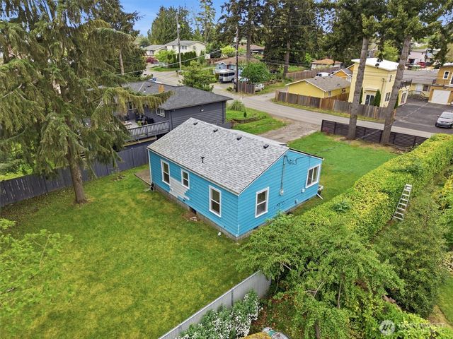 1651 SW 114th Street, Seattle, WA 98146
