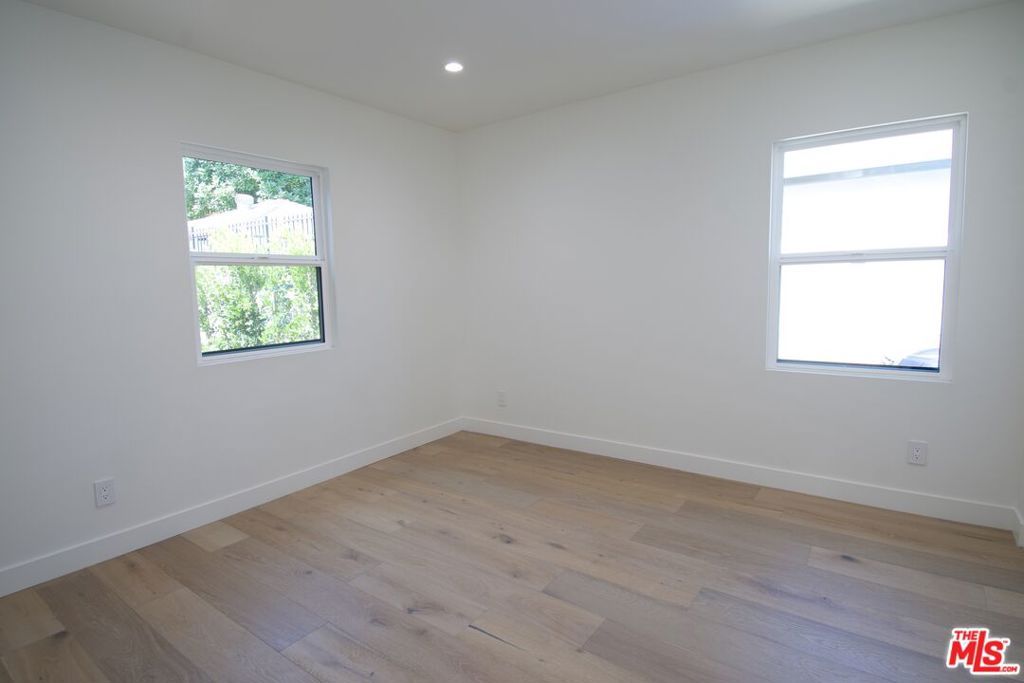 Image 11 of property listing at 5660 Spokane Street, Los Angeles, CA 90016