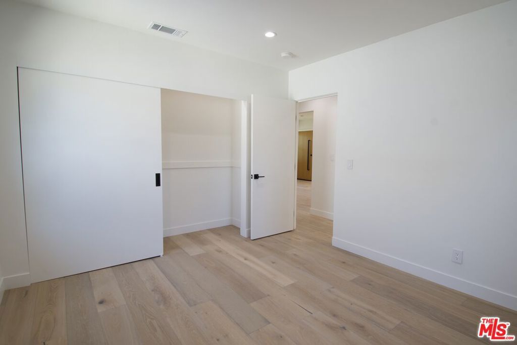 Image 12 of property listing at 5660 Spokane Street, Los Angeles, CA 90016